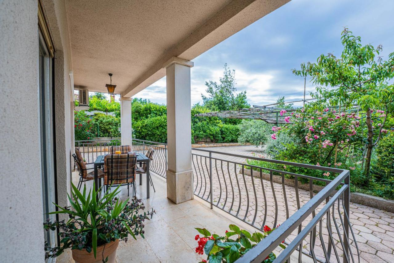 Apartman Ana Apartment Pula Exterior photo