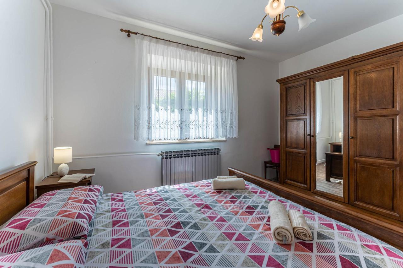 Apartman Ana Apartment Pula Exterior photo